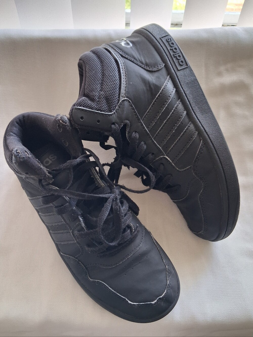 adidas Men's Black High-Top Sneakers with Lace-Up Design